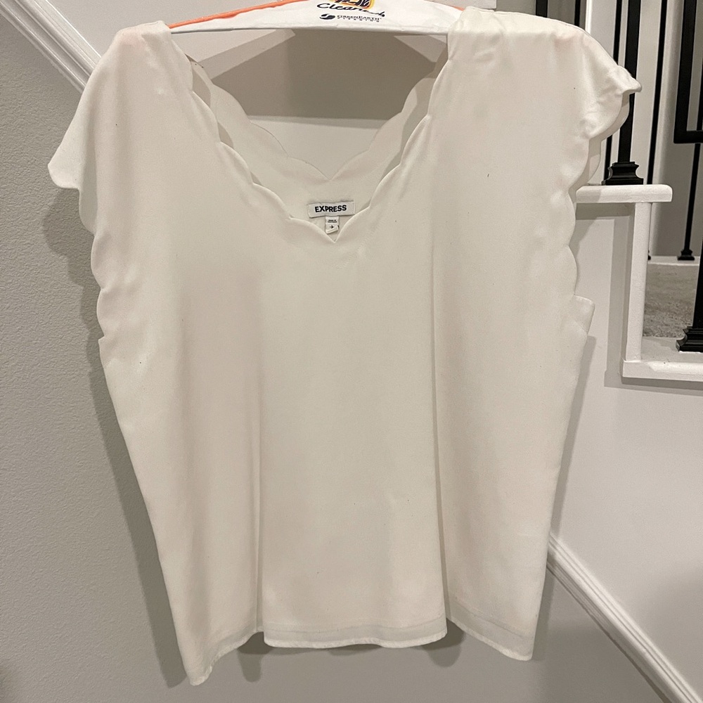 Womens cream colored express blouse size large